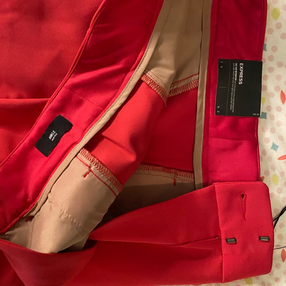 Ankle high rise hot pink pants. Flamingo is the color. Spring pants